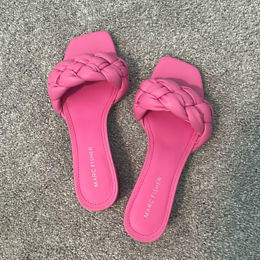 Marc fisher sandal